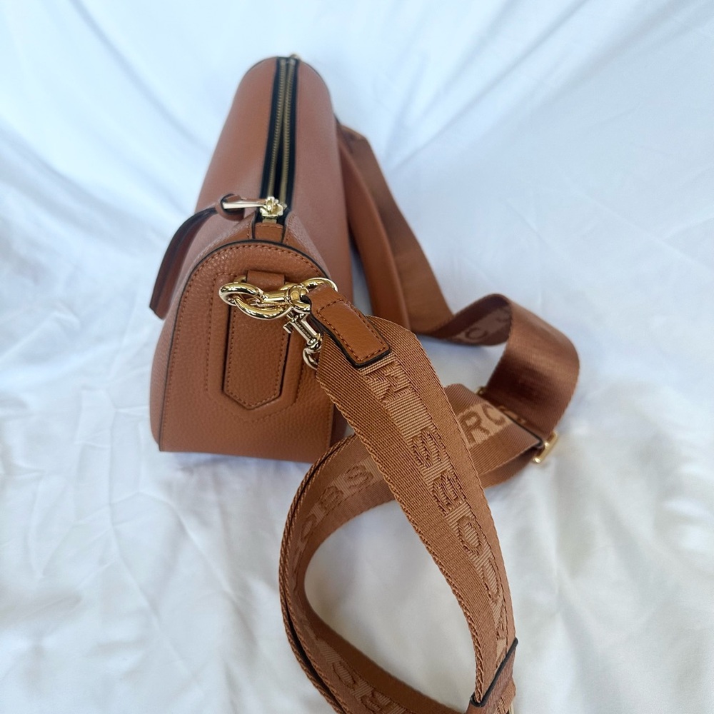 Marc Jacobs convertible shoulder or crossbody bag